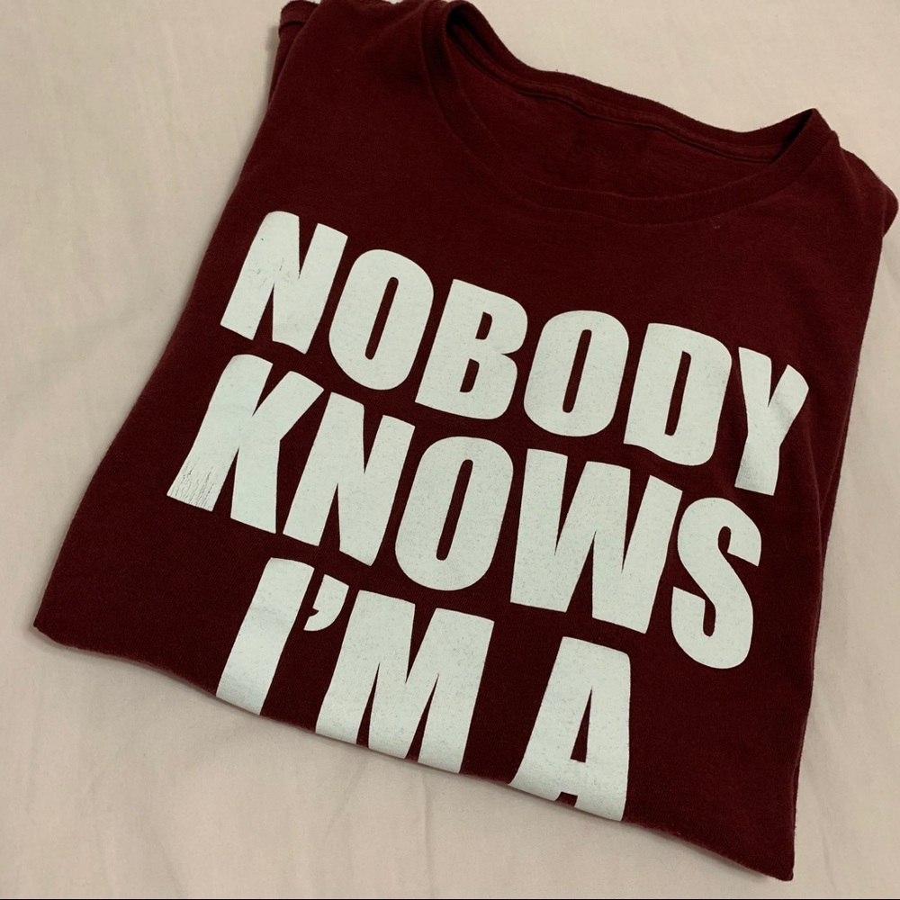 Nobody knows I’m a tee crop top rainbow